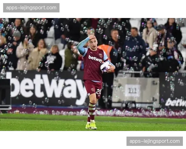 西汉姆联鲍文62次射门39次成功过人 边锋数据表现全面 西汉姆联鲍文62次射门39次成功过人 边锋数据表现全面